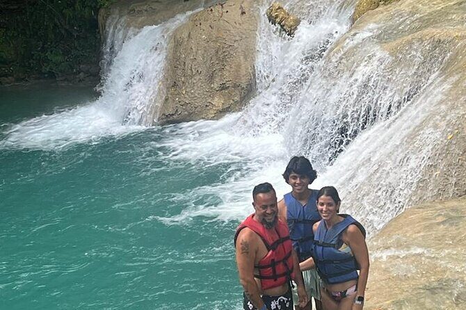 Blue Hole and Beach from Cruise ship Ports or Hotels in Ocho Rios - When Not to Book (Just So You Can Avoid Regret)