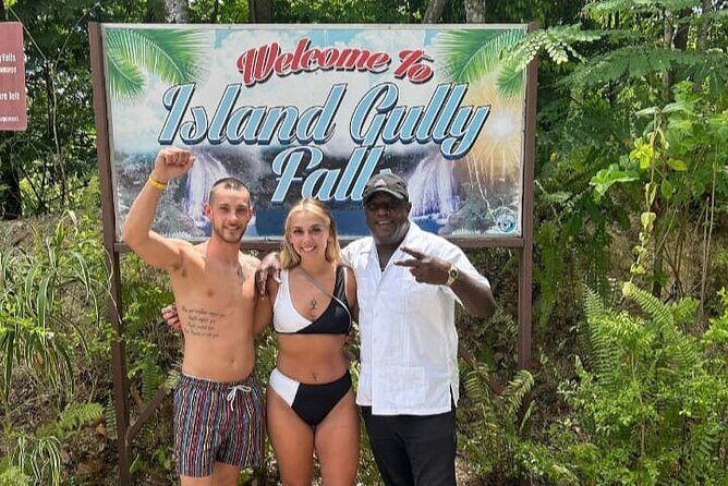 Blue Hole and Dunn's River Tour (Entrance Fees Not Included) - Stop 1: Dunn’s River Falls and Park—terraces, timing, and that classic climb