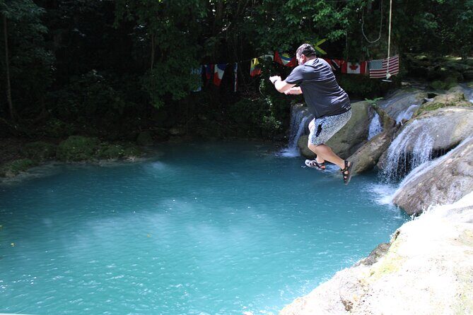 Blue Hole and River Tubing From Ocho Rios Includes Entry Fees - The Short Ride to White River: A 15-Minute Reset