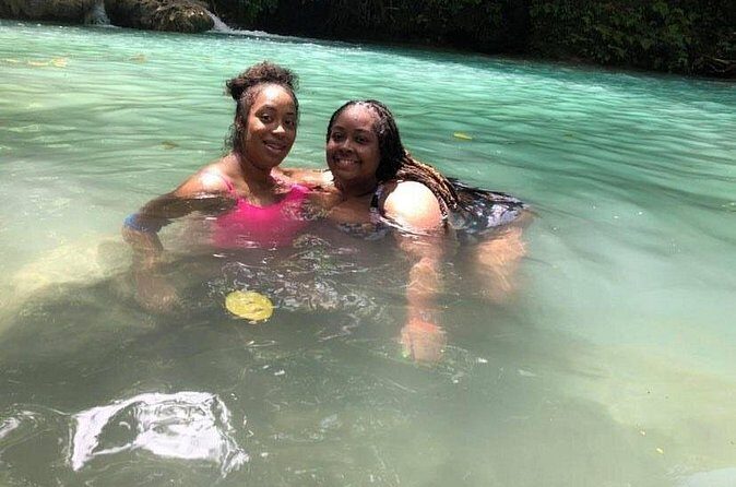 Blue Hole Tour from Ocho Rios - Guides and the “Private Feel” (Even With Up to 20)