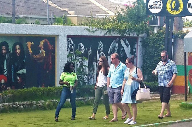 Bob Marley Museum Admission & Tour from Ocho Rios - One Love Café and gift shop: plan for food since meals aren’t included