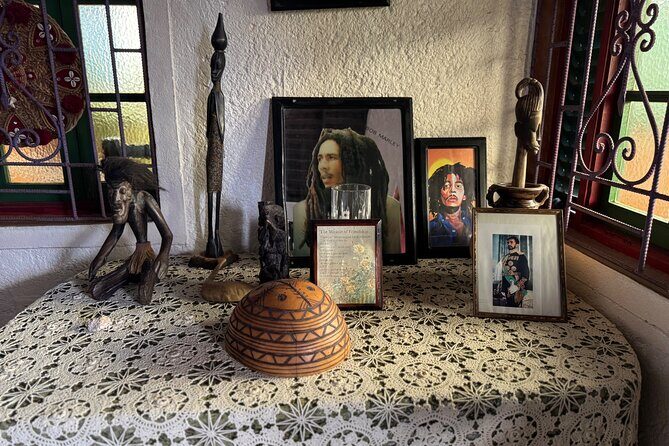Bob Marley Nine Mile Tour - Gift Shop Time: Small but Useful