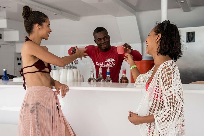 Dunn's River Catamaran Cruise From Ocho Rios - Snorkeling in Ocho Rios: what’s included and what to expect