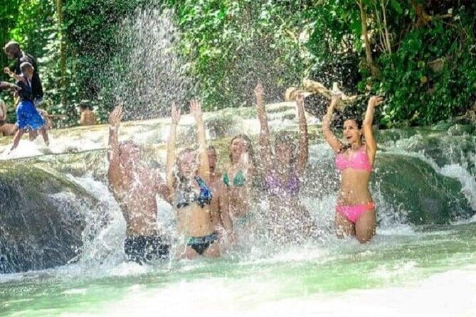 Dunn's River Falls and Horse Back Riding Excursion - Ocean swim with the horse: why this is the star moment