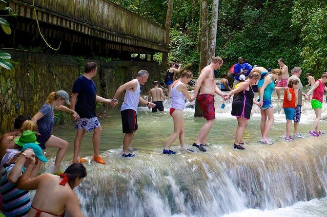 Dunn's River Falls & Blue Hole Combo Tour from Ocho Rios - Dunn’s River Falls: The 180-Foot Climb to the Sea