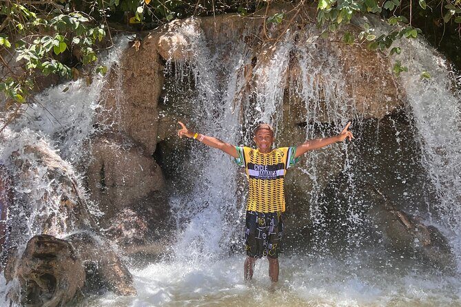 Exhilarating Dunn's River Falls Guided Tour from Ocho Rios hotels - The 600-foot climb: pacing, breaks, and keeping your footing