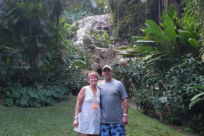 Konoko Falls & Bamboo Beach Transportation Only - Getting to the Right Stops: Pickup and Air-Conditioned Comfort
