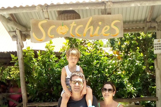 Lunch at Scotchies Jerk Centre From Ocho Rios - Suzette Tours Jamaica: the guide role during your jerk lunch run