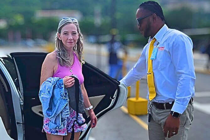 Montego Bay Airport (MBJ) Transfer One-Way or Round-Trip to Hotel - Meeting the Driver at Sangster International Airport (MBJ)