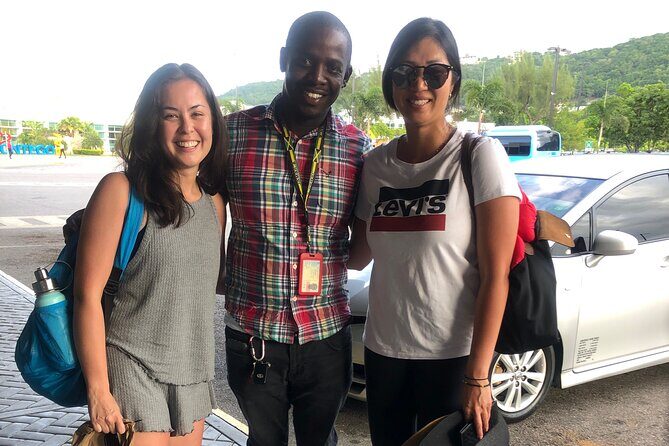 Montego Bay Private Airport Transfer To and from ochi rios - Smooth Pickup: Mobile Tickets, Confirmation, and Real Communication