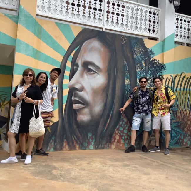 Ocho Rios: Bob Marley Museum and Nine Mile Guided Tour - The coach ride: 2.5 hours that should feel like sightseeing