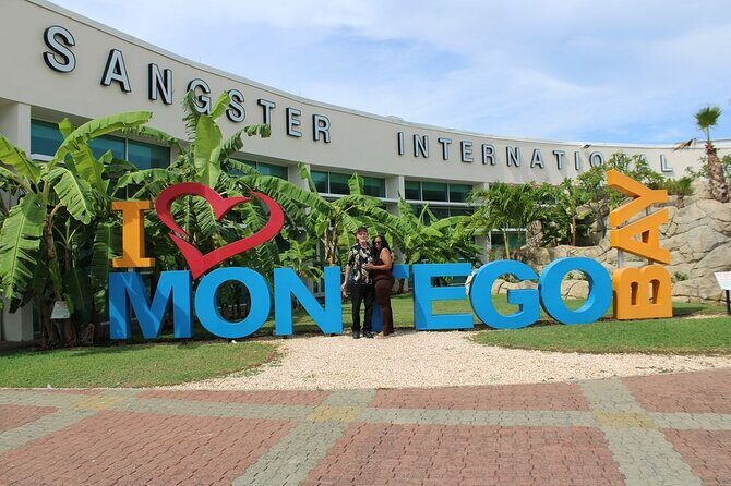 Private Airport Transfer from MBJ to Ocho Rios - The Non-Stop Ride: Air-Conditioned Comfort and a Direct Route