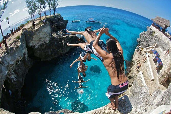 Private Tour From Ocho Rios or Runaway Bay To Negril 7 Miles Beach & Ricks Cafe - The 8:00 am start and what the drive includes