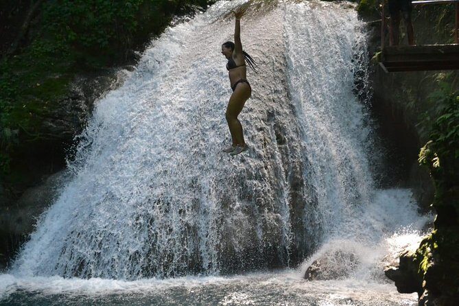 Private Tour From Ocho Rios To Blue Hole Secret Falls and Shopping - Shopping stop after the swim: how to make it worth your time