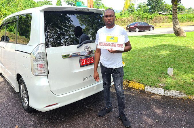 Private Transfer from Montego Bay Airport to Ocho Rios Hotels - Pickup at Sangster International Airport: How You’ll Find Your Driver