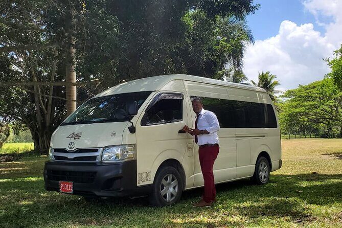 Private Transfer from Montego Bay Hotels to Ocho Rios Hotels - The Ride Itself: Air-Conditioned Comfort and Highway Timing